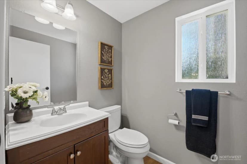 Property photo for 6220 145th Street Ne, Redmond photo 11