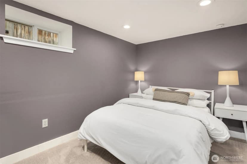 Property photo for 325 23rd Avenue E, Seattle photo 17