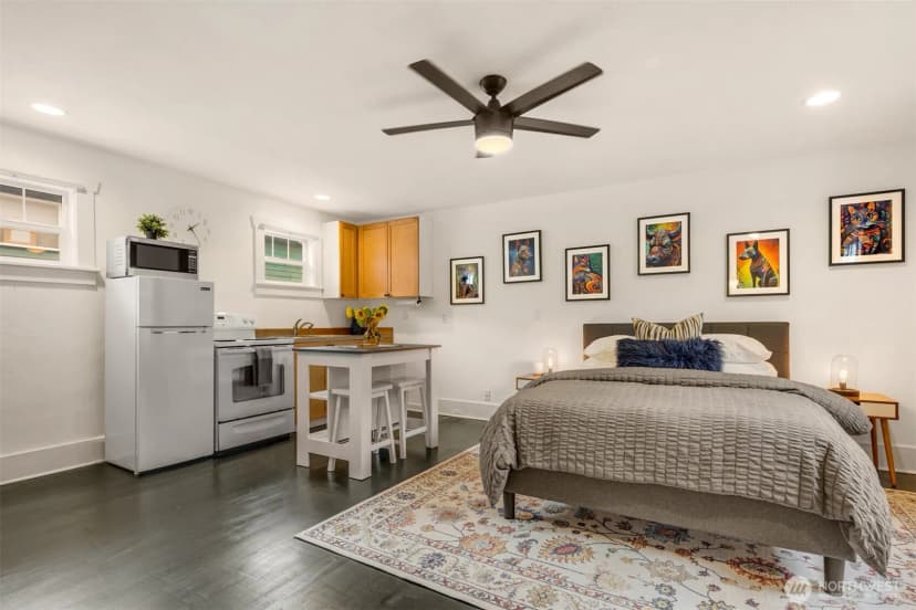 Property photo for 325 23rd Avenue E, Seattle photo 36