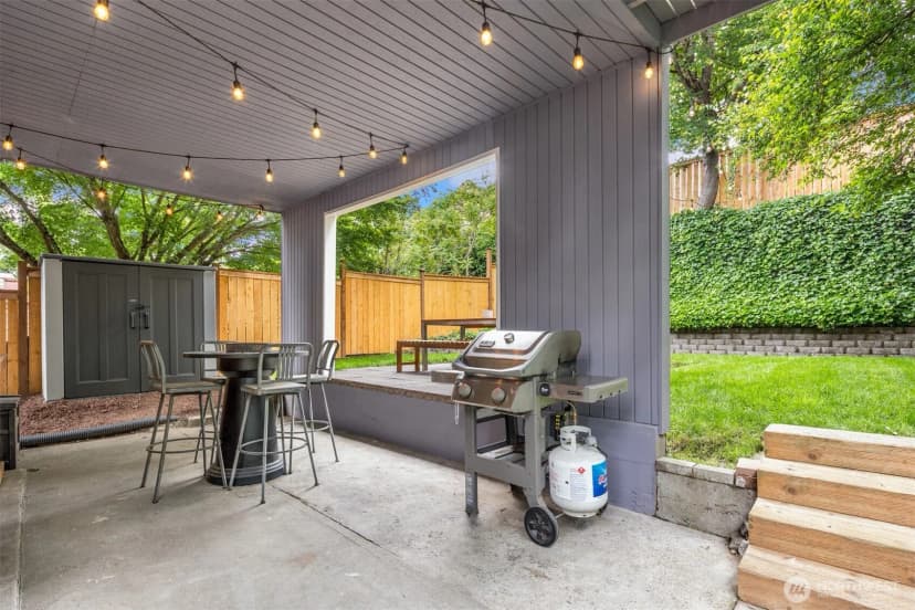 Property photo for 325 23rd Avenue E, Seattle photo 29
