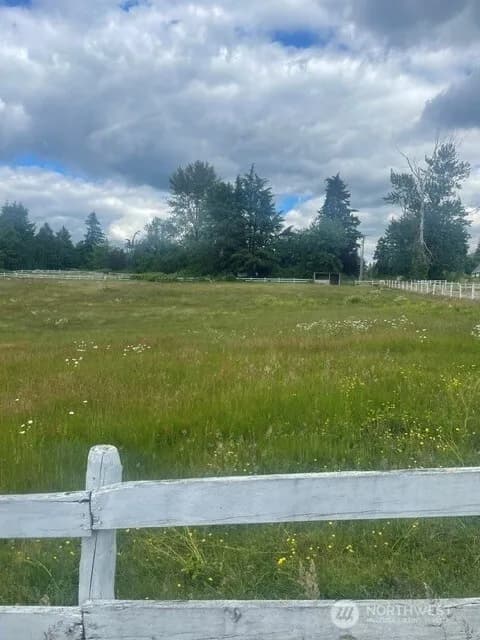 Property photo for 11800 148th Avenue Se, Renton photo 4