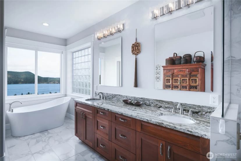 Property photo for 4122 Ellisport Place, Anacortes photo 17