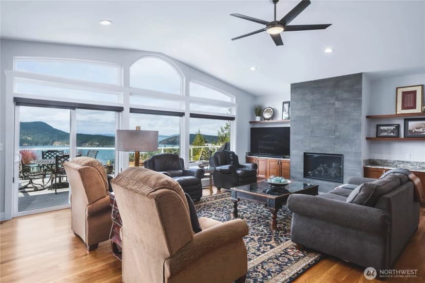 Property photo for 4122 Ellisport Place, Anacortes photo 7