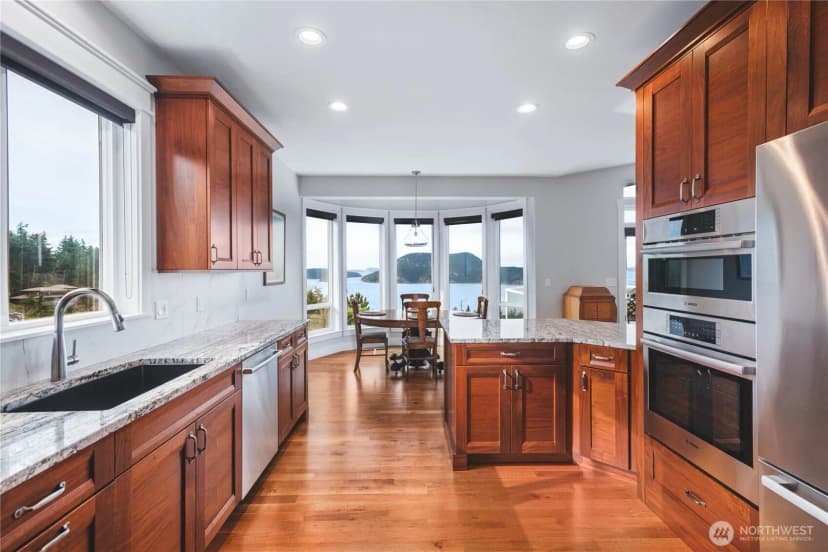 Property photo for 4122 Ellisport Place, Anacortes photo 12