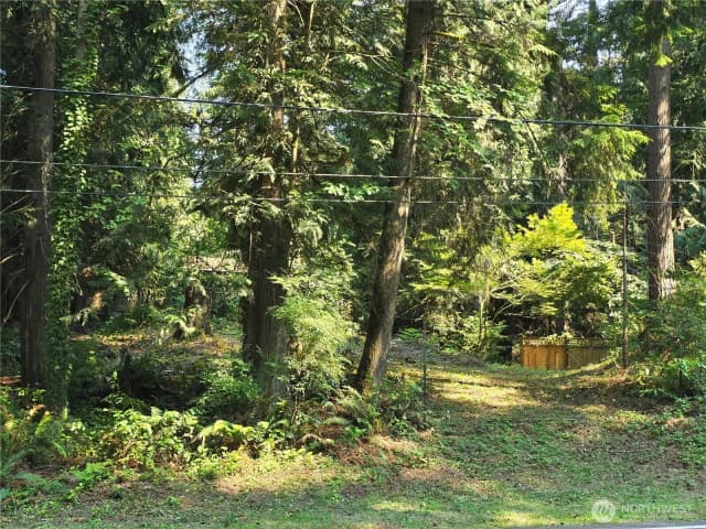 Property photo for 27703 Ne 35th Street Ne, Redmond photo 3