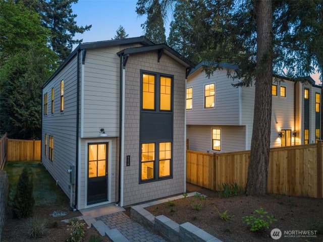 Property photo for 9210 116th Avenue Ne, Kirkland