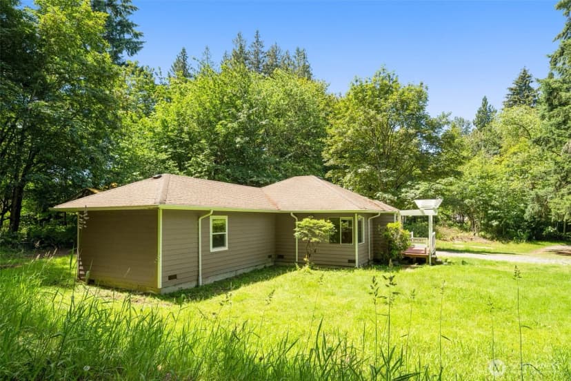 Property photo for 2703 25th Street Sw, Puyallup photo 21