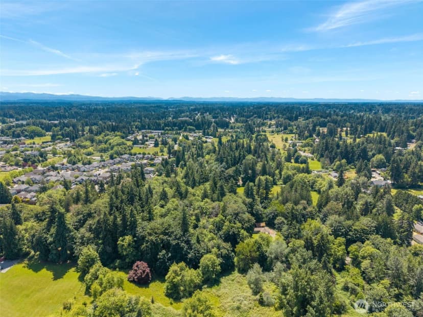 Property photo for 2703 25th Street Sw, Puyallup photo 23