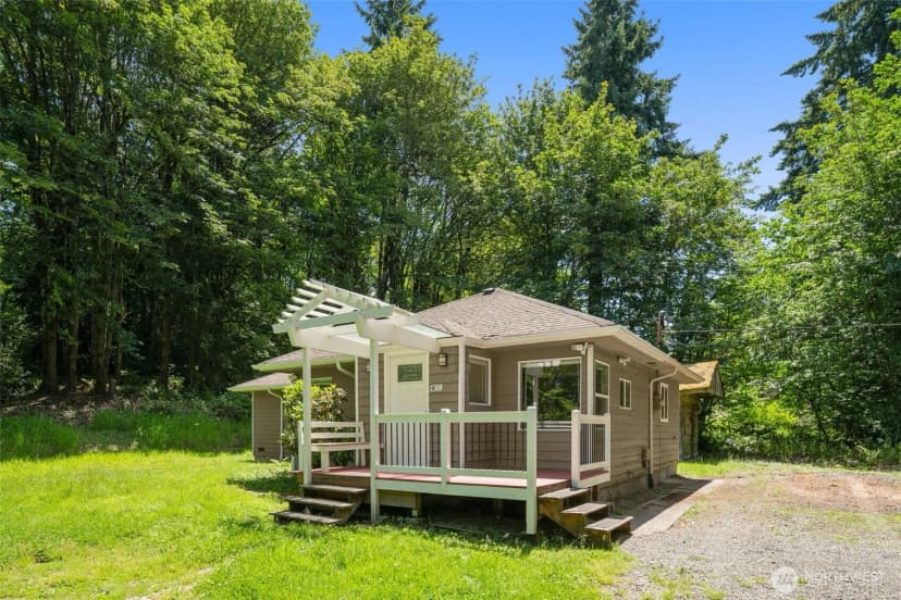 Property photo for 2703 25th Street Sw, Puyallup photo 7