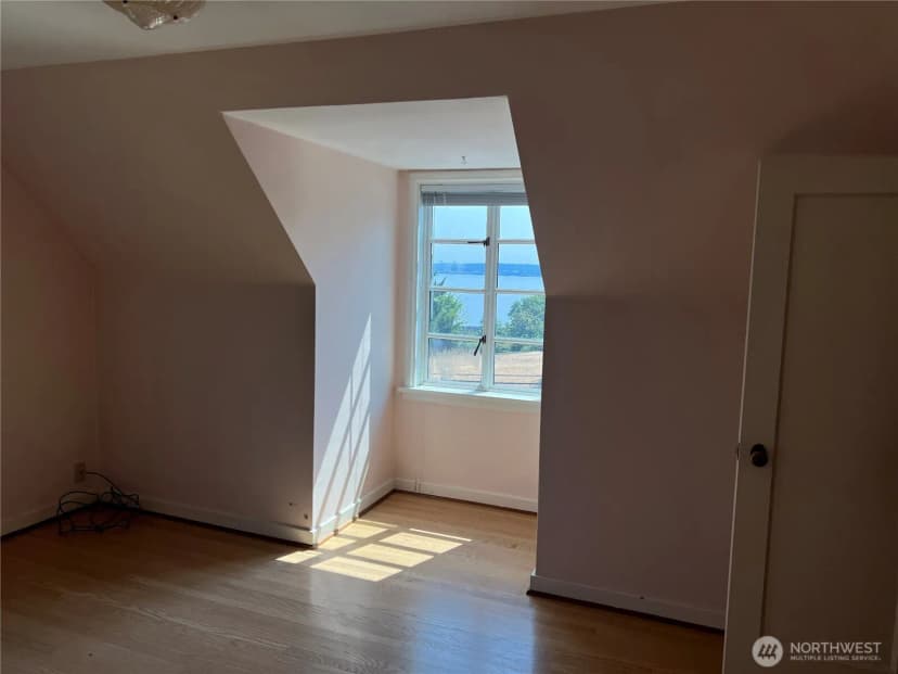 Property photo for 2612 W Galer Street, Seattle photo 16