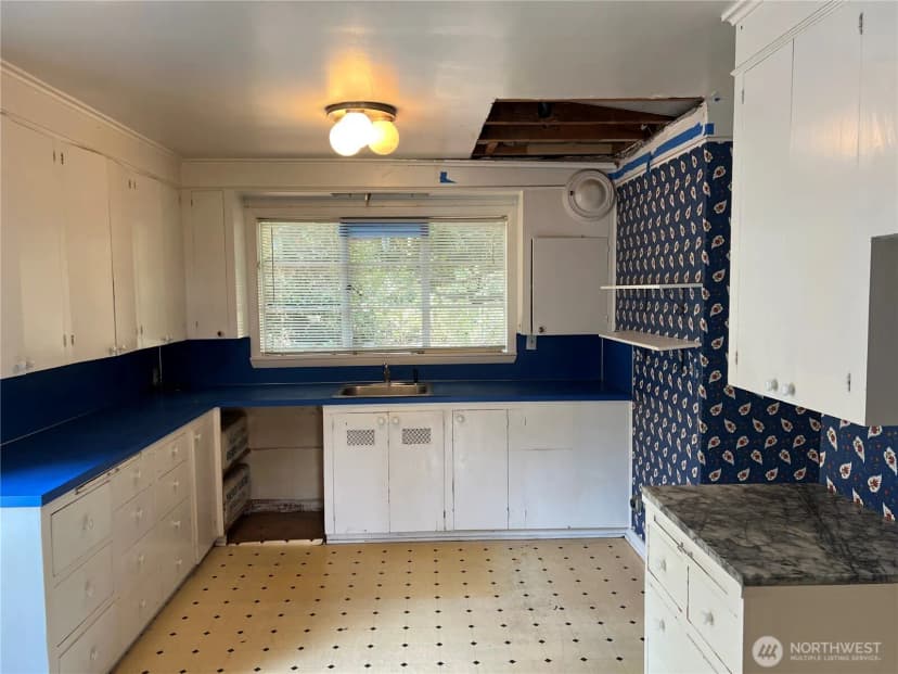 Property photo for 2612 W Galer Street, Seattle photo 15