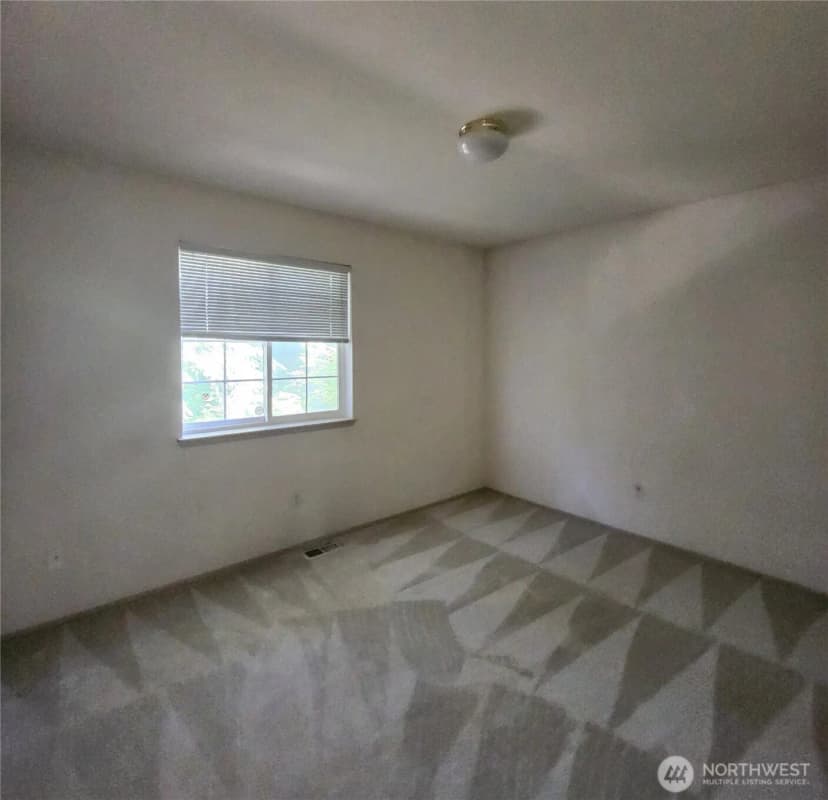 Property photo for 1905 98th Street Se #2, Everett photo 10
