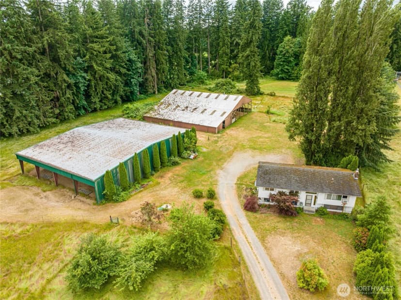 Property photo for 12404 233rd Street Ne, Arlington