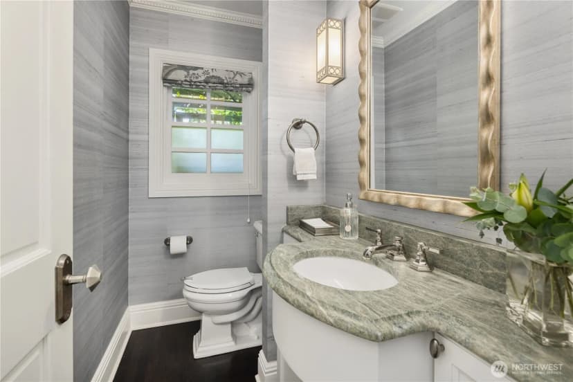 Property photo for 1250 Parkside Drive E, Seattle photo 27