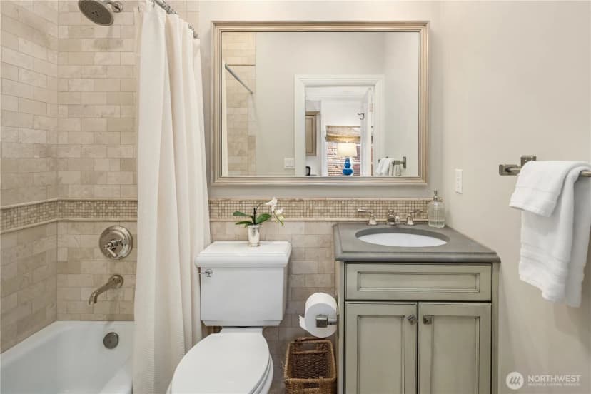 Property photo for 1250 Parkside Drive E, Seattle photo 35