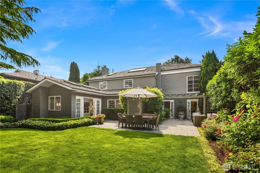 Property photo for 1250 Parkside Drive E, Seattle photo 16