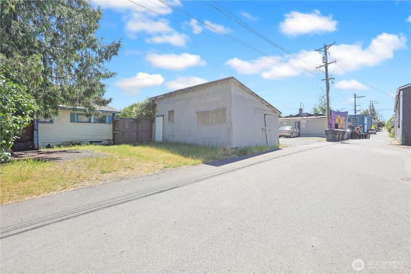 Property photo for 809 E Morton Street, Tacoma photo 28