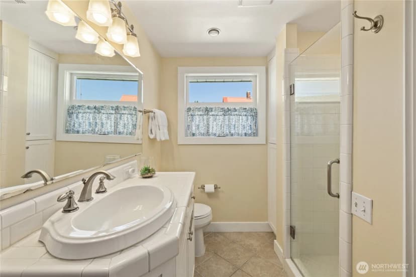 Property photo for 107 W Montana Avenue, Roslyn photo 14