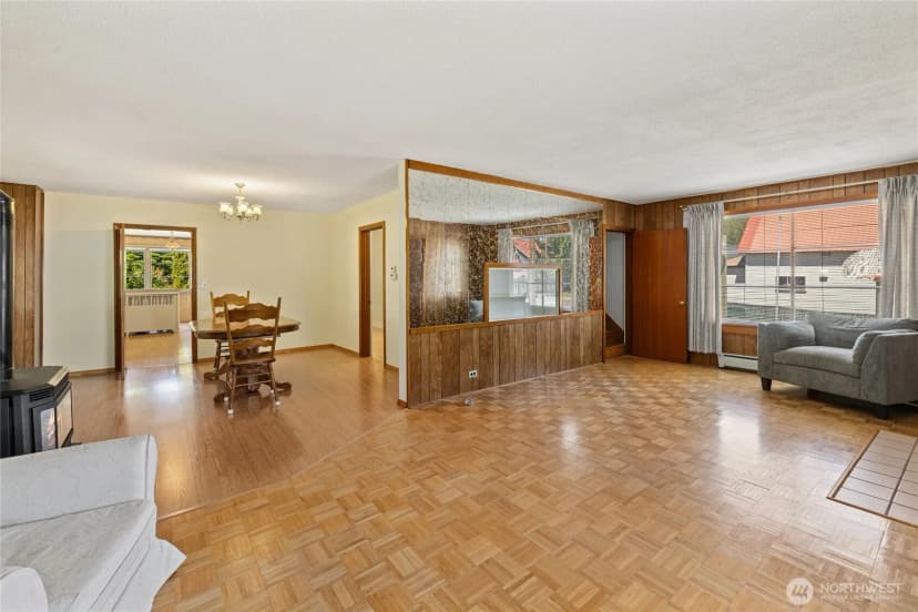 Property photo for 107 W Montana Avenue, Roslyn photo 6