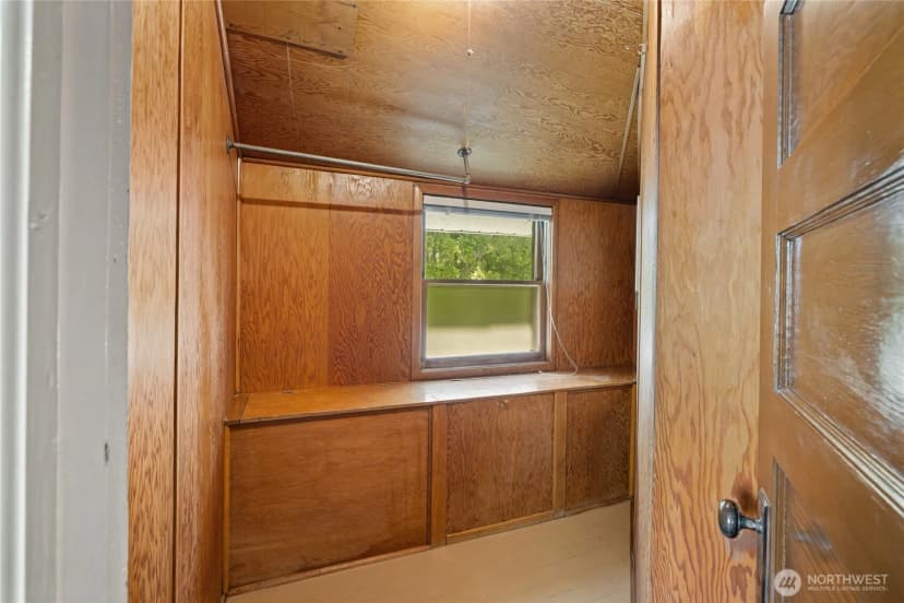 Property photo for 107 W Montana Avenue, Roslyn photo 18