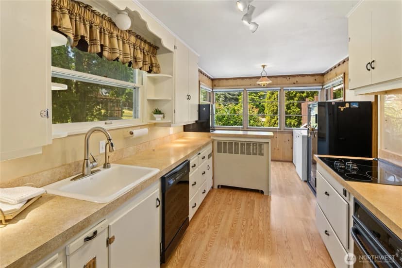 Property photo for 107 W Montana Avenue, Roslyn photo 9