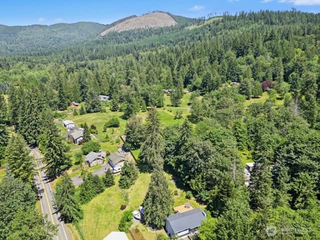 Property photo for 26910 Se 154th Place, Issaquah photo 3