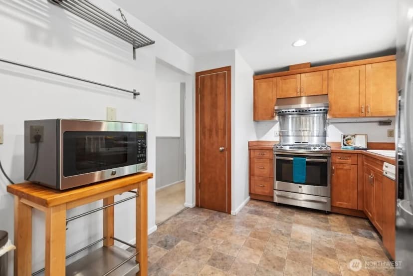 Property photo for 26910 Se 154th Place, Issaquah photo 14