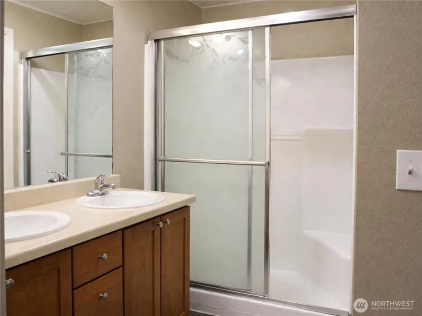 Property photo for 26339 116th Avenue Se #i-203, Kent photo 23