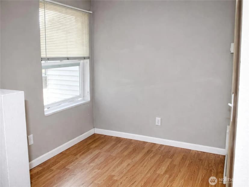 Property photo for 26339 116th Avenue Se #i-203, Kent photo 11