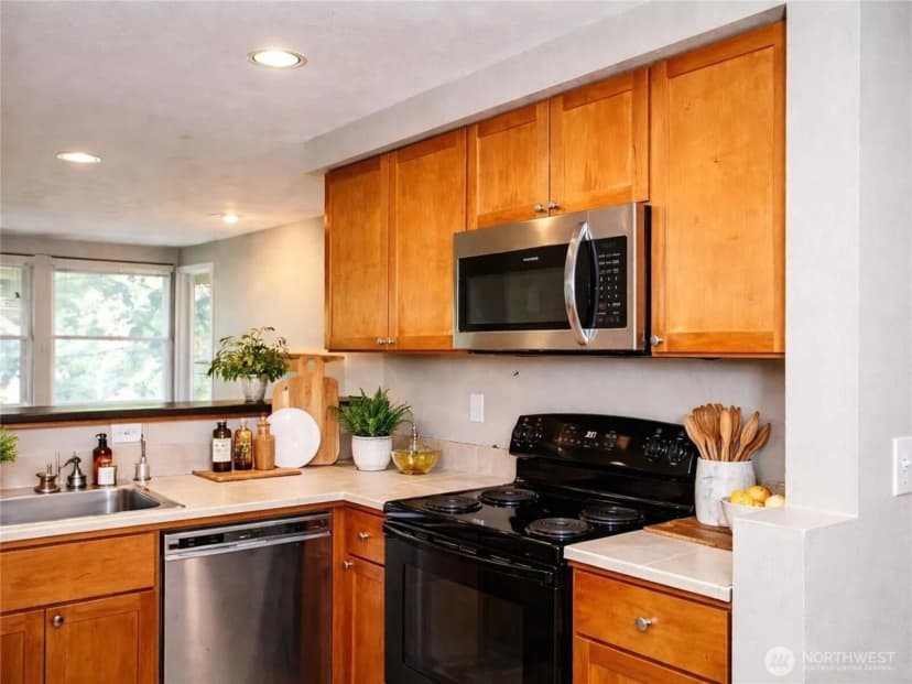 Property photo for 26339 116th Avenue Se #i-203, Kent photo 10