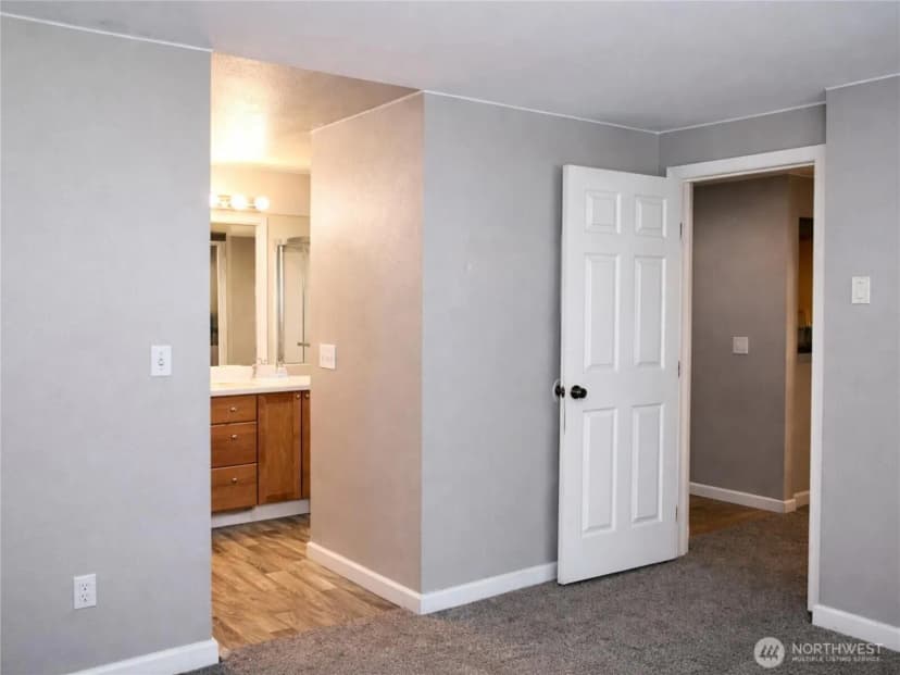 Property photo for 26339 116th Avenue Se #i-203, Kent photo 26
