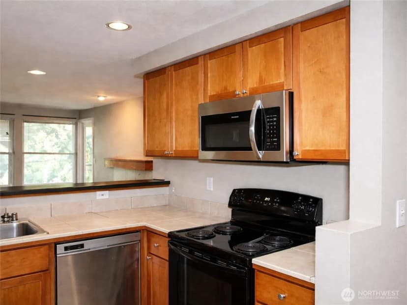 Property photo for 26339 116th Avenue Se #i-203, Kent photo 9