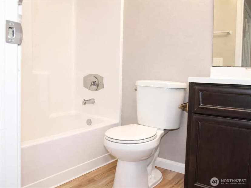 Property photo for 26339 116th Avenue Se #i-203, Kent photo 30