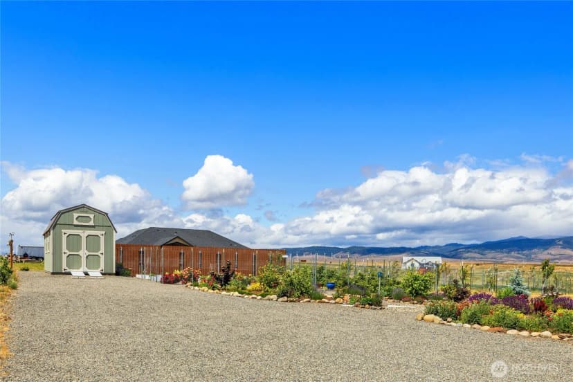 Property photo for 1630 Bitterbrush Drive, Ellensburg photo 5