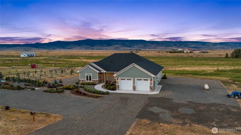 Property photo for 1630 Bitterbrush Drive, Ellensburg photo 3