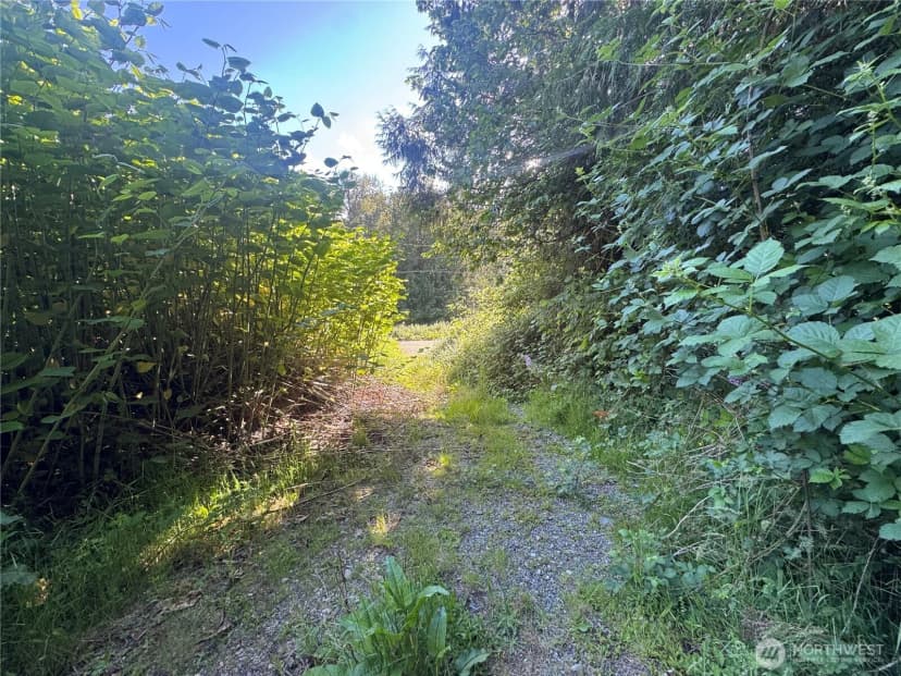 Property photo for 22728 Upper Dorre Don Way Se, Maple Valley photo 11