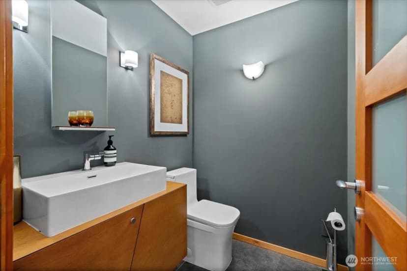 Property photo for 6144 Ne 194th Place, Kenmore photo 13