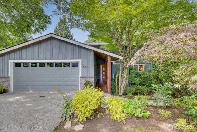 Property photo for 6144 Ne 194th Place, Kenmore