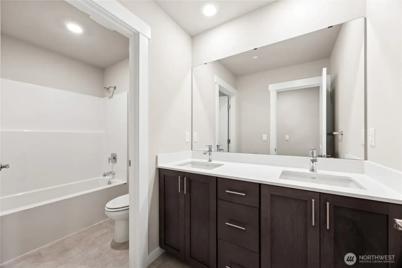 Property photo for 10534 135th Place Ne #35, Kirkland photo 22