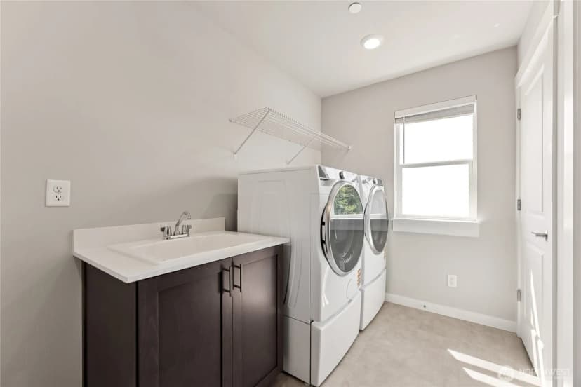 Property photo for 10534 135th Place Ne #35, Kirkland photo 19