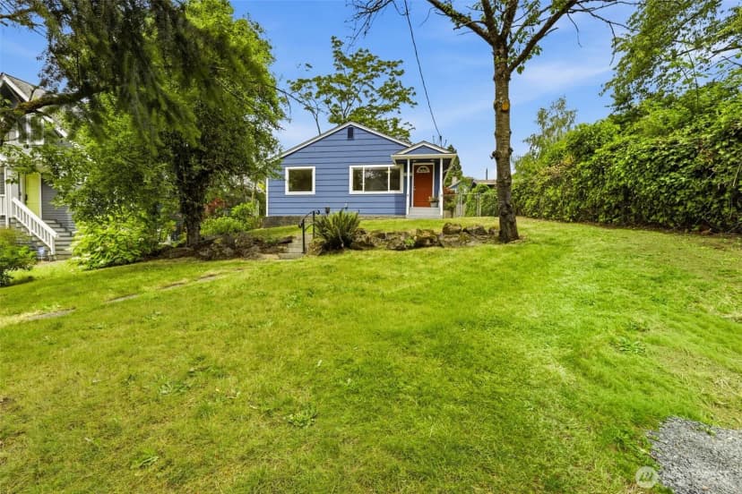 Property photo for 2722 Ne Blakeley Street, Seattle photo 25