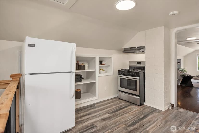 Property photo for 251 Meadow Avenue N, Renton photo 12