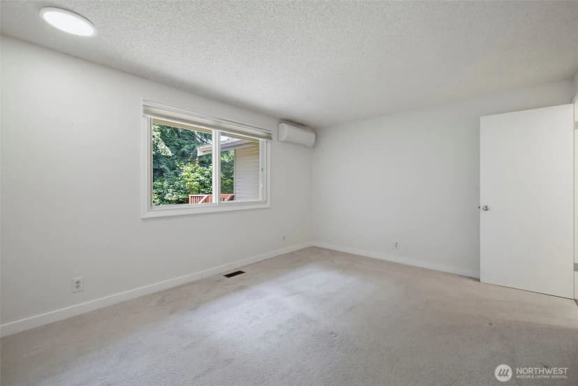 Property photo for 24833 13th Avenue S, Des Moines photo 23