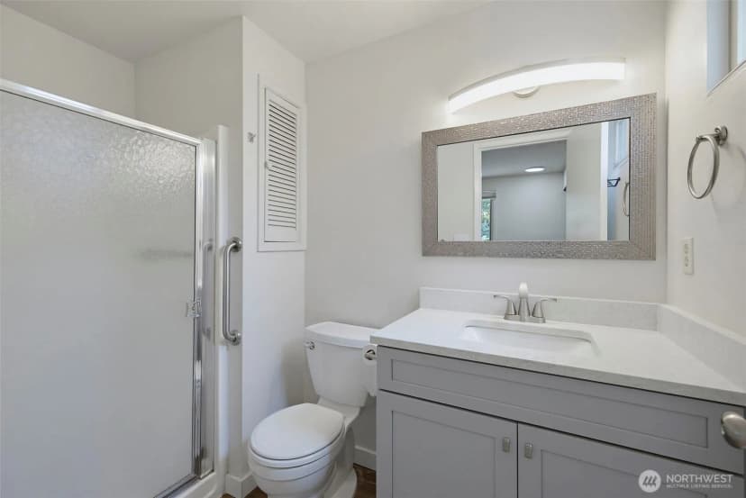 Property photo for 24833 13th Avenue S, Des Moines photo 17
