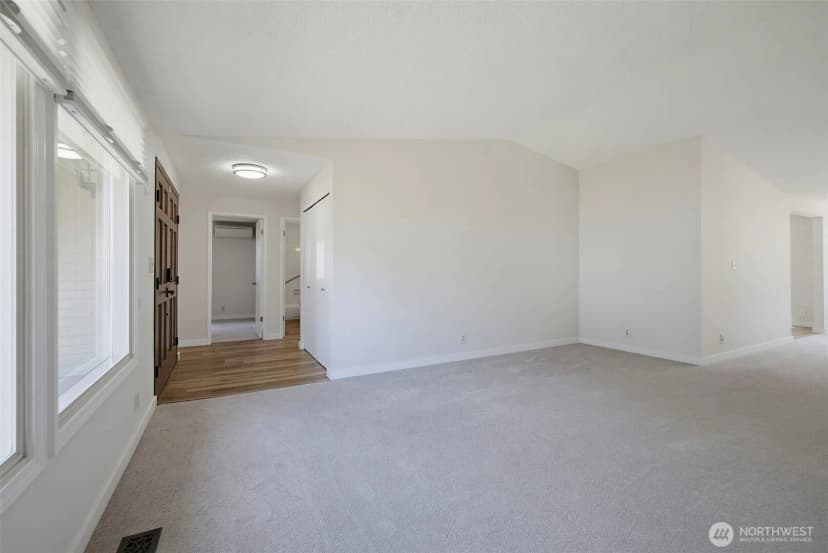 Property photo for 24833 13th Avenue S, Des Moines photo 8