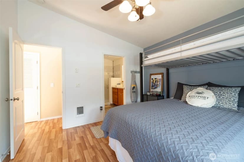 Property photo for 1040 W Hancock Street, Westport photo 16