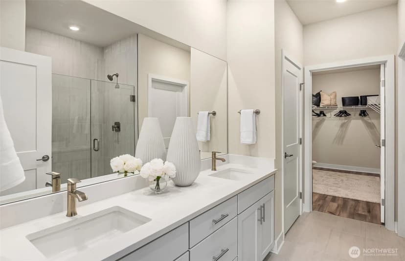 Property photo for 14330 1st Avenue Ne #205, Duvall photo 5