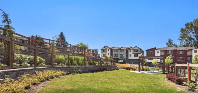 Property photo for 14330 1st Avenue Ne #205, Duvall photo 11