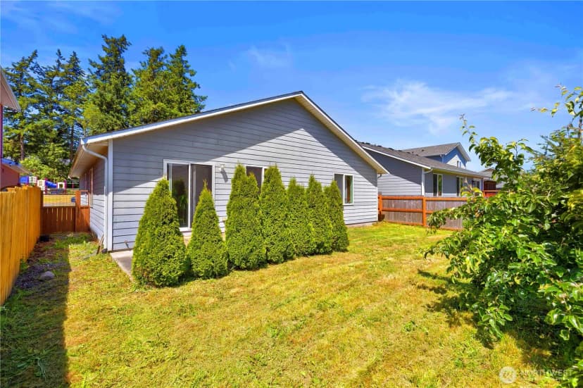 Property photo for 1379 Ne Big Berry Loop, Oak Harbor photo 31