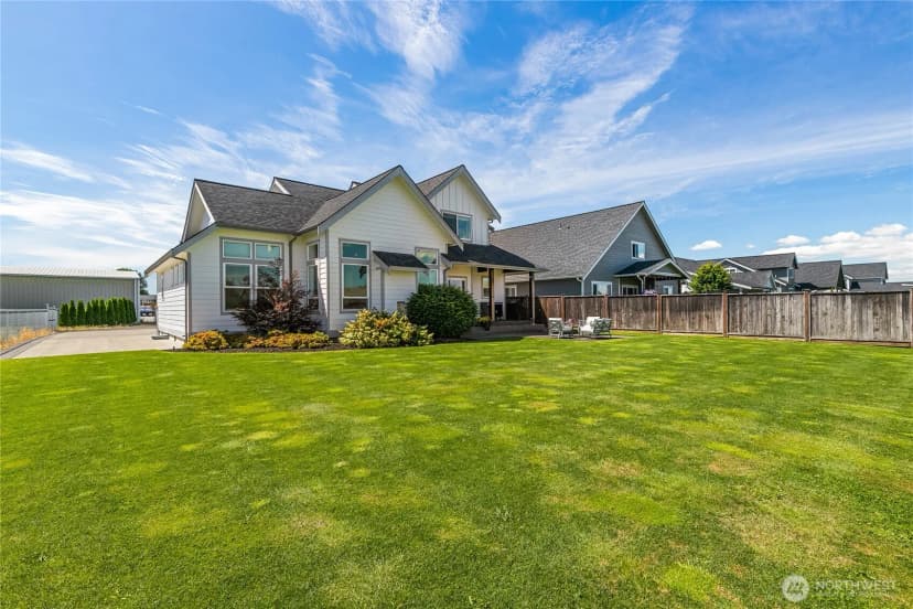 Property photo for 814 Rye Ct., Lynden photo 35